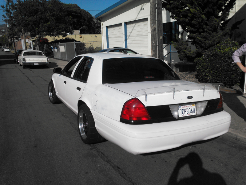 Illustration for article titled Badass Crown Vic